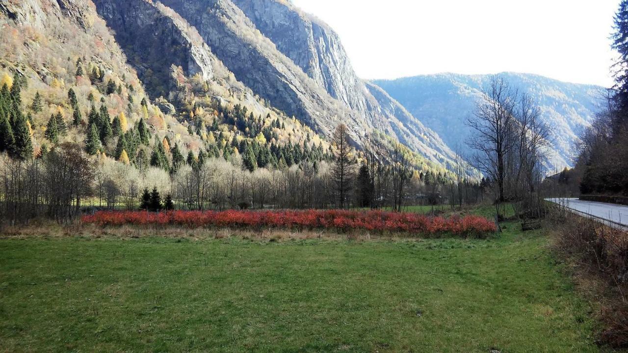 Hotel Ristorante Sasso Remenno Val Masino Экстерьер фото