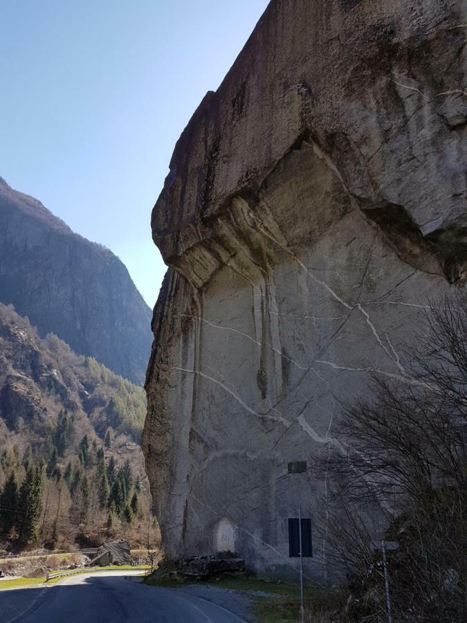 Hotel Ristorante Sasso Remenno Val Masino Экстерьер фото